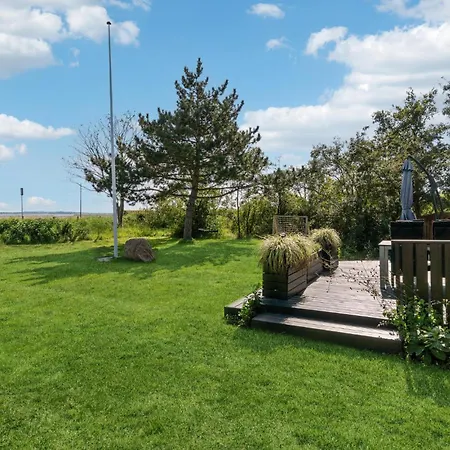 Semesterbostad Cozy In With House Sea View *