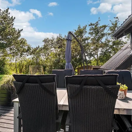 Semesterbostad Cozy In With House Sea View Gorlev