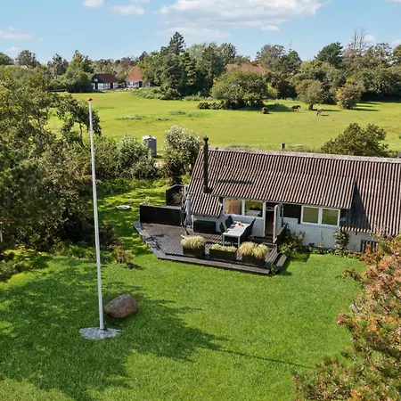 Ferienhaus Cozy In With House Sea View