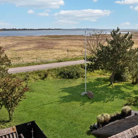 Cozy In With House Sea View Vakantiehuis